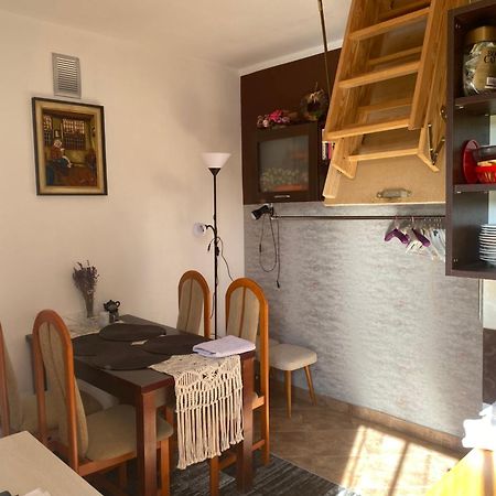 Pokoje Goscinne Renata Knitter Komnino エクステリア 写真
