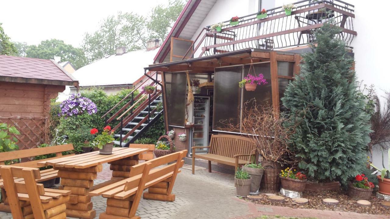 Pokoje Goscinne Renata Knitter Komnino エクステリア 写真