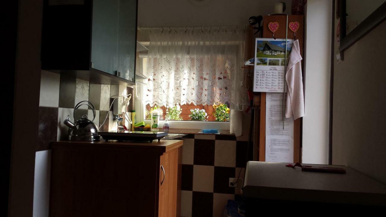 Pokoje Goscinne Renata Knitter Komnino エクステリア 写真